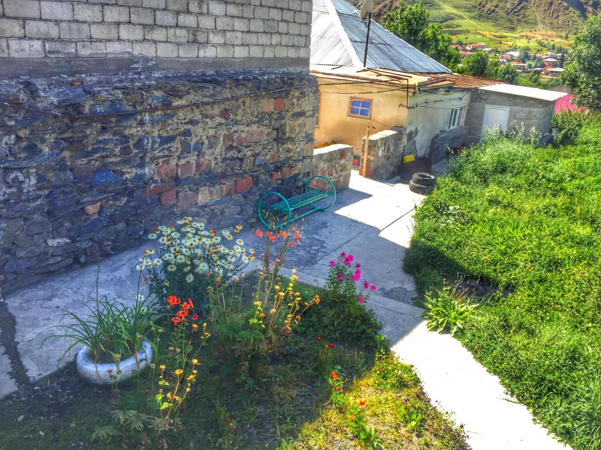 Hotel Nestt Kazbegi Dış mekan fotoğraf